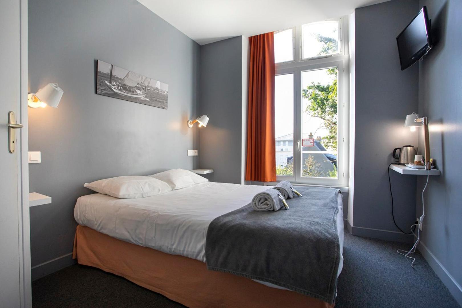 Au Bout Du Quai Hotell Granville Eksteriør bilde