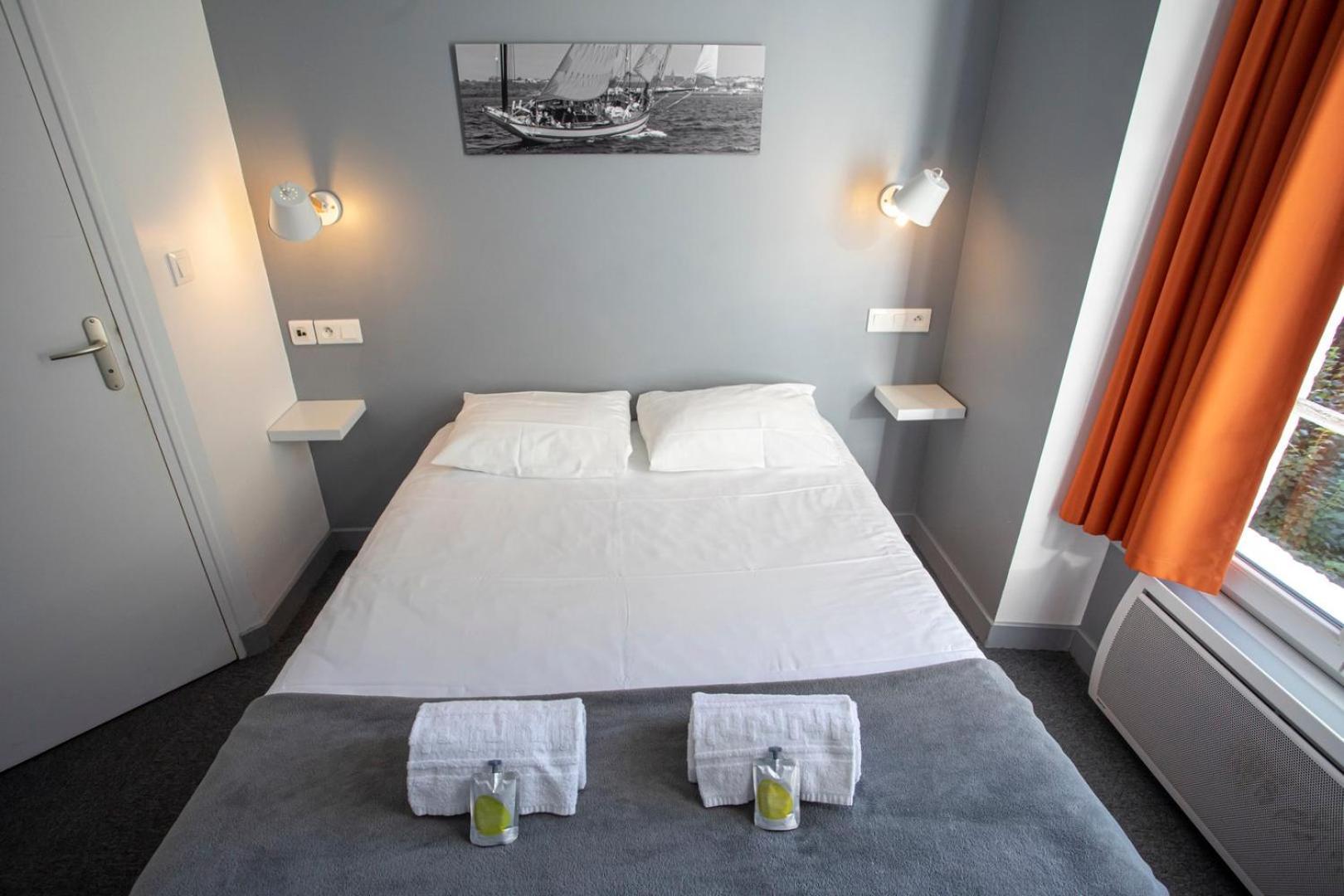 Au Bout Du Quai Hotell Granville Eksteriør bilde