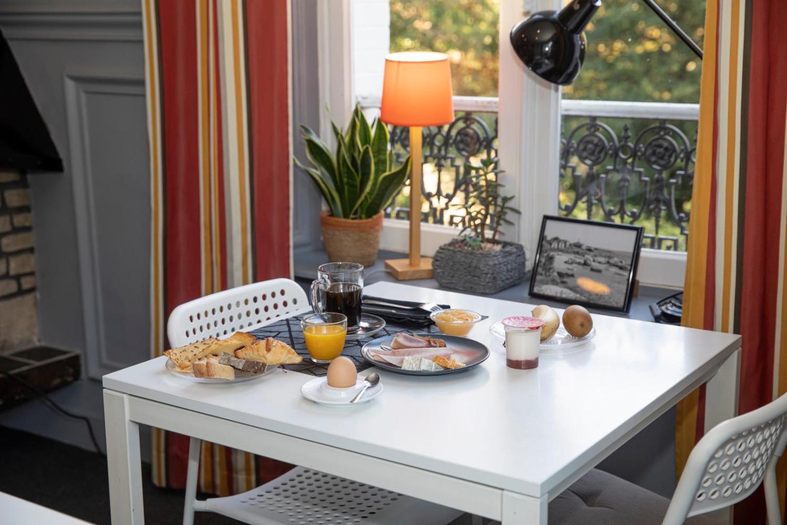 Au Bout Du Quai Hotell Granville Eksteriør bilde