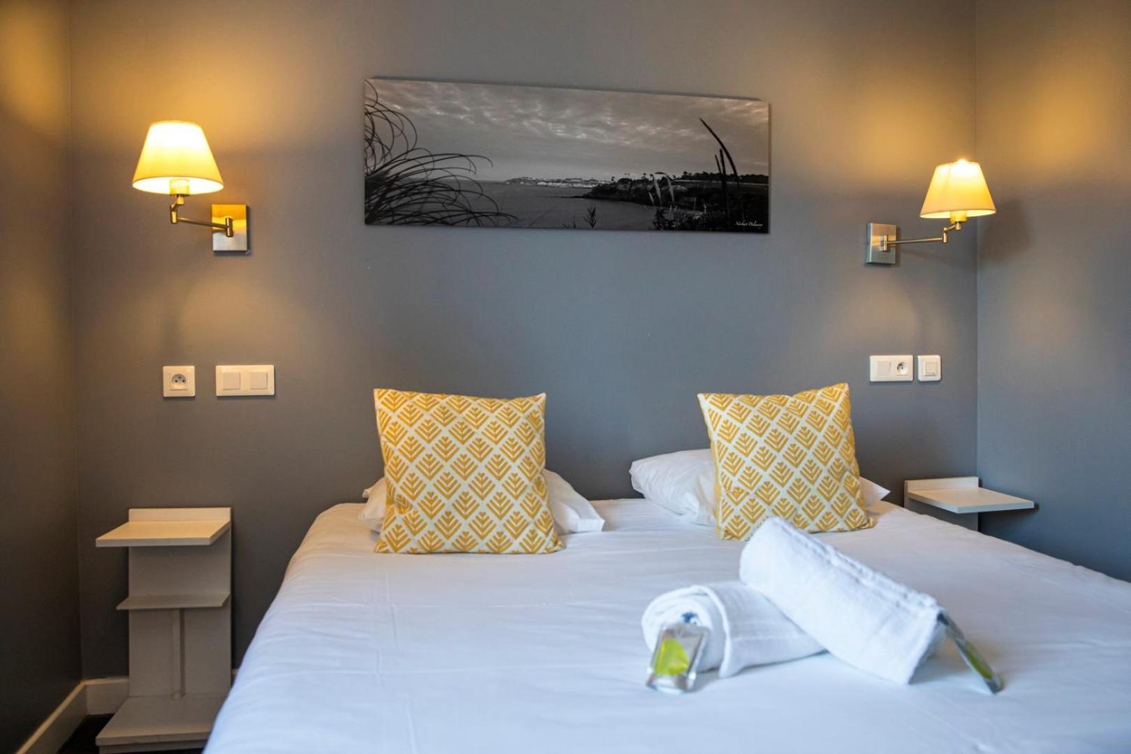 Au Bout Du Quai Hotell Granville Eksteriør bilde