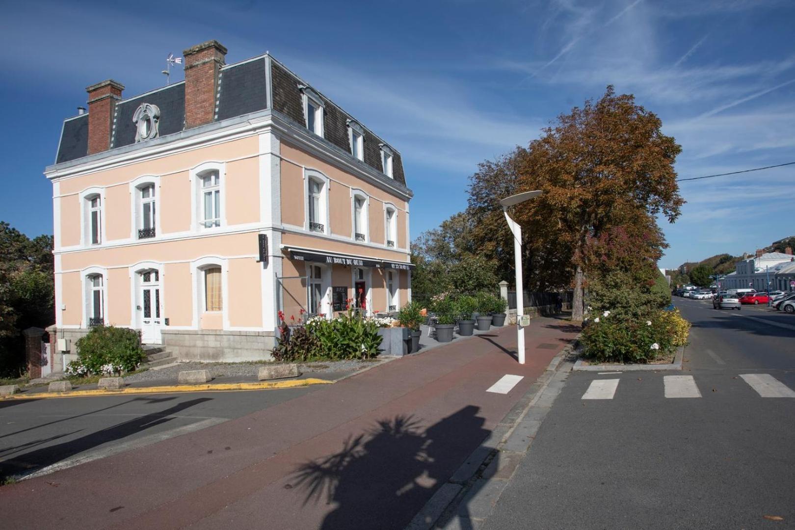 Au Bout Du Quai Hotell Granville Eksteriør bilde